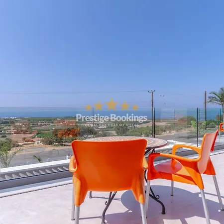 Aretousa Combination By Prestige Bookings * 珊瑚湾